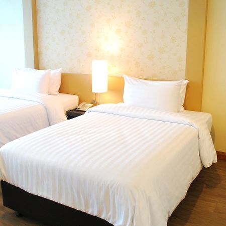 Rimkhobfa Urban Resort Bangkok Luaran gambar